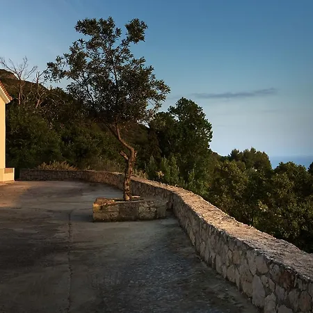Villa Kanalos - Private Pool & Stunning Views, By Zantewize *