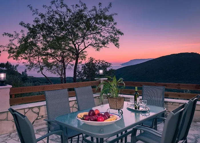 Kanalos - Family With Private Pool & Stunning Views, By Zantewize Kalamákion