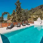 Kanalos - Family With Private Pool & Stunning Views, By Zantewize 빌라 *