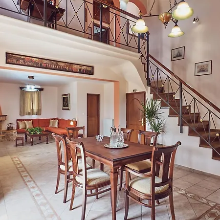 Kanalos - Family With Private Pool & Stunning Views, By Zantewize Villa Kalamákion